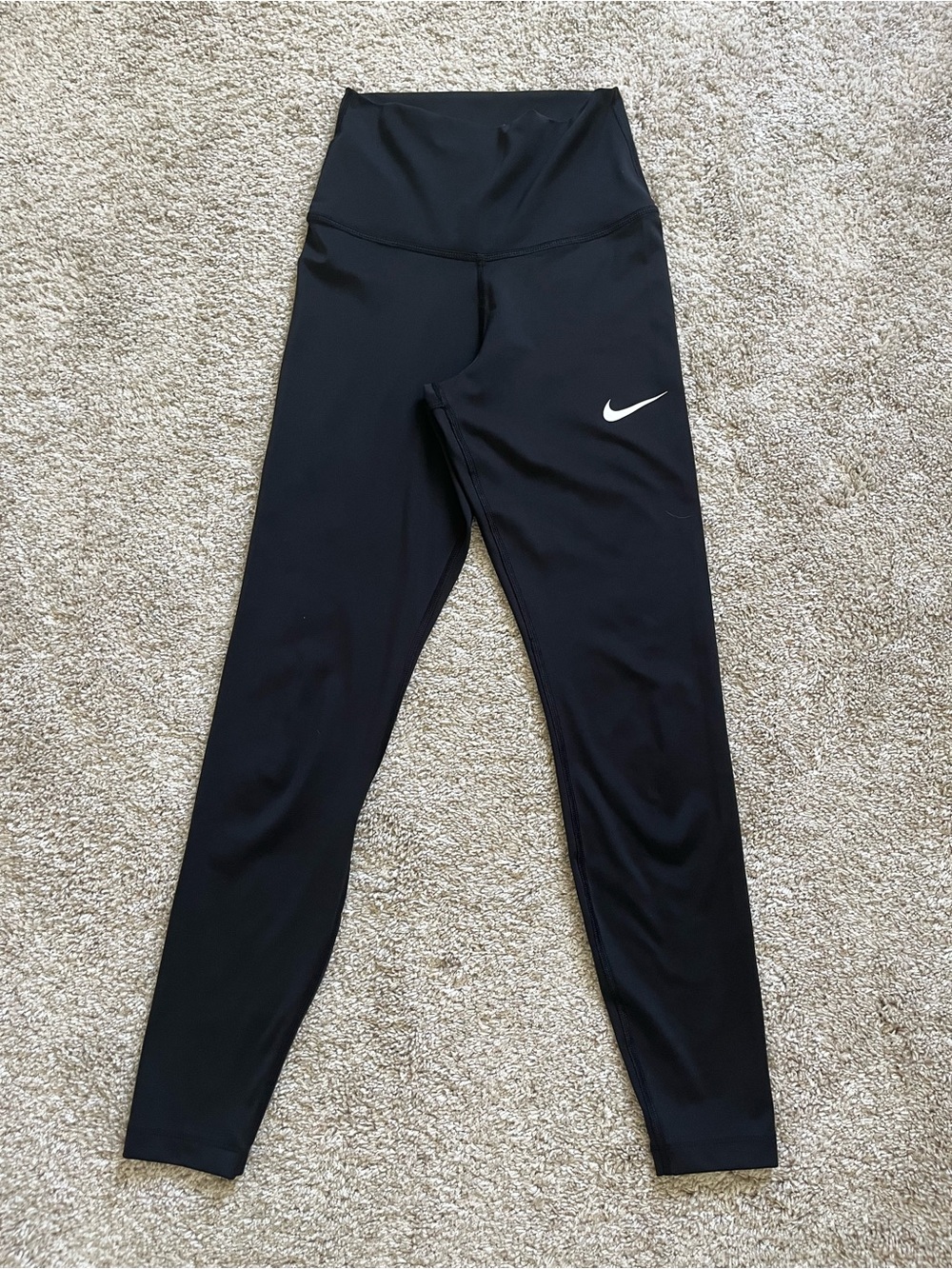 Nike Women’s Black Workout Leggings Size XS 24” Inseam Athleisure Gym High Rise